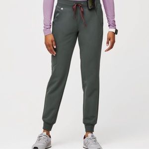 Figs Zamora High Waist Medium in Bonsai - scrubs/ worn twice!